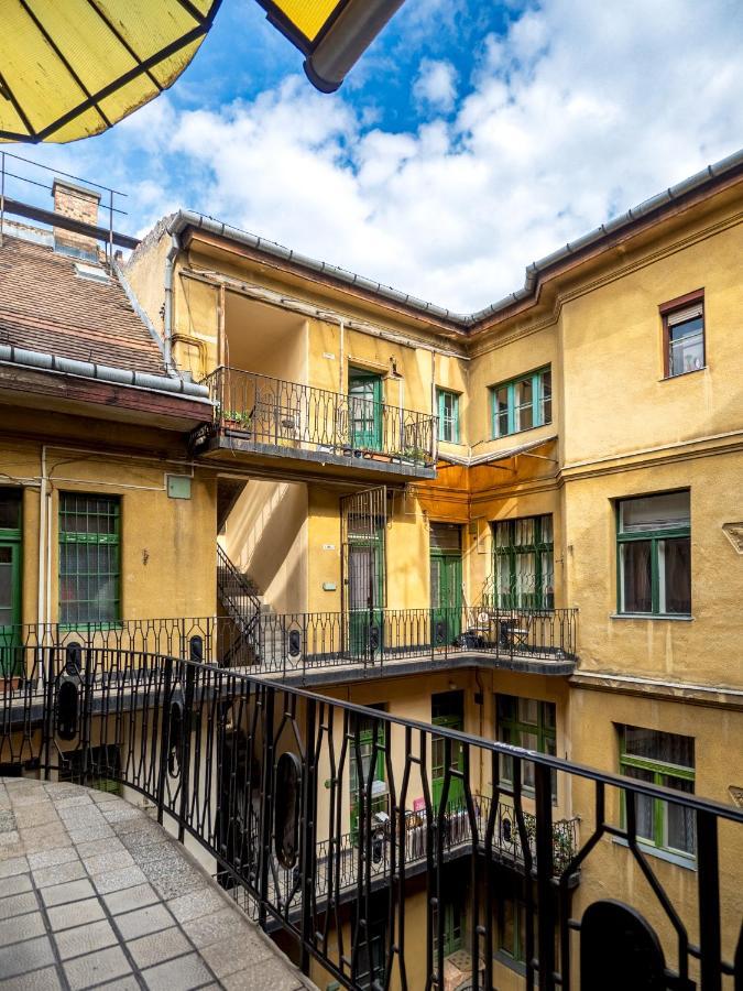The Birdcage Lägenhet Budapest Exteriör bild